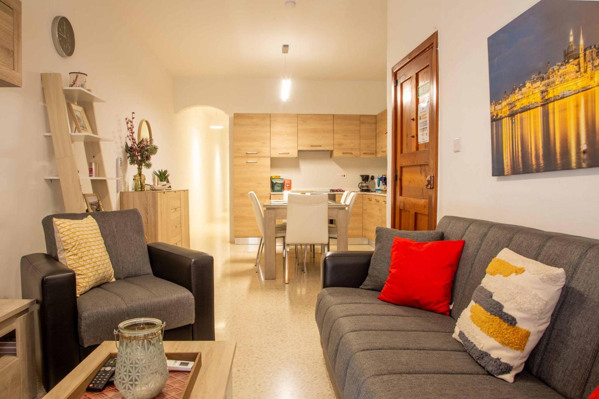 Spacious, Modern 3 Bedroom Apartment - 세인트폴스베이 외부 사진